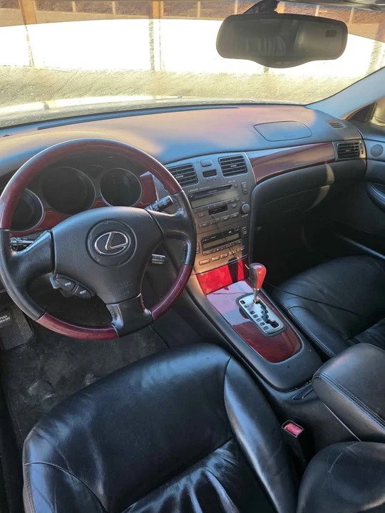 2002 Lexus ES 3rd Gen - Image 7 of 9