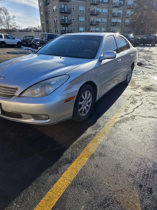 2002 Lexus ES 3rd Gen - Image 4 of 9