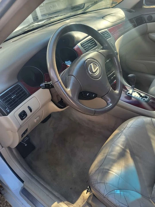 2002 Lexus ES 3rd Gen - Image 6 of 9