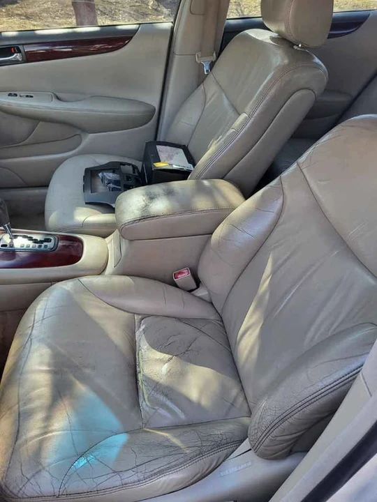 2002 Lexus ES 3rd Gen - Image 7 of 9