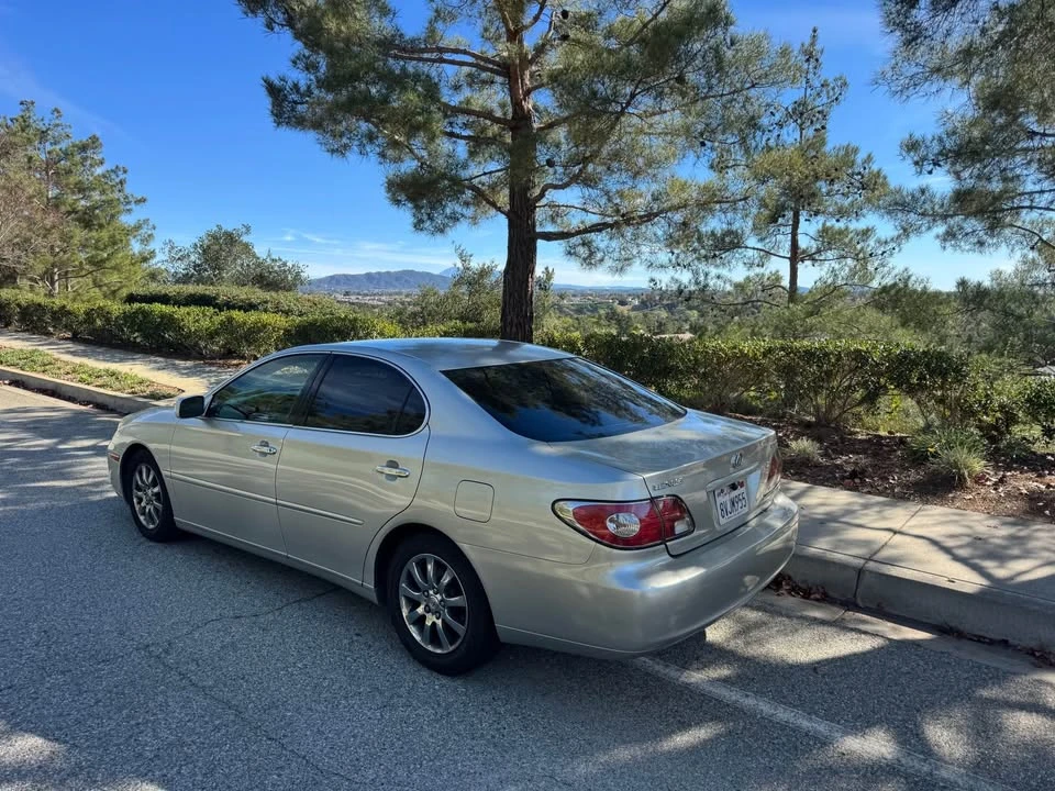 2002 Lexus ES 4th Gen - Image 5 of 14