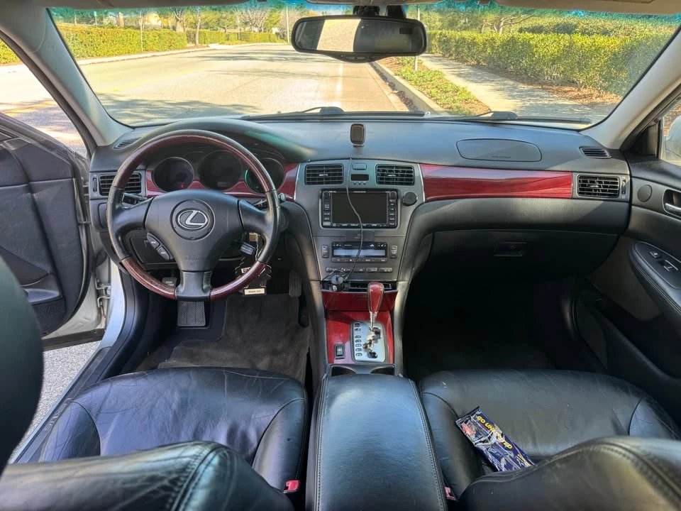 2002 Lexus ES 4th Gen - Image 13 of 14