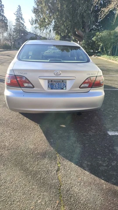2002 Lexus ES 3rd Gen - Image 8 of 16