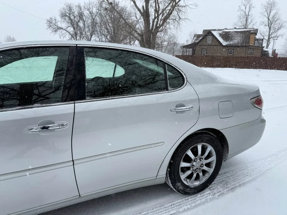 2002 Lexus ES 4th Gen - Image 5 of 14