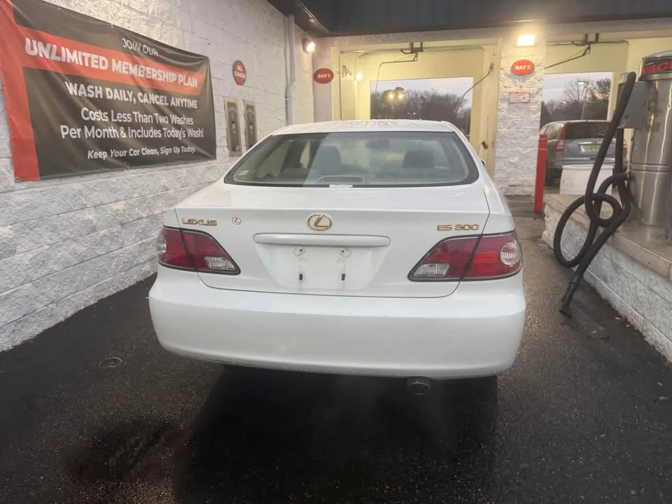 2002 Lexus ES 3rd Gen - Image 4 of 14