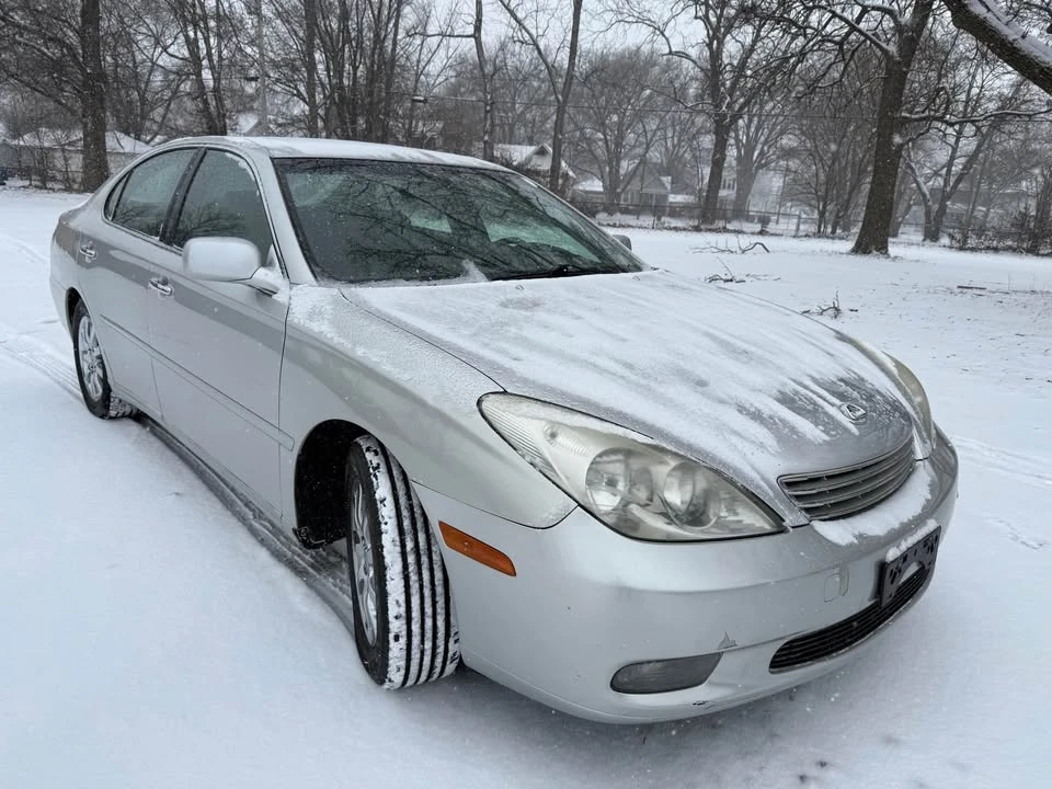 2002 Lexus ES 4th Gen - Image 10 of 14