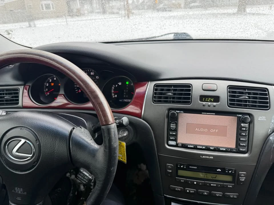 2002 Lexus ES 4th Gen - Image 13 of 14