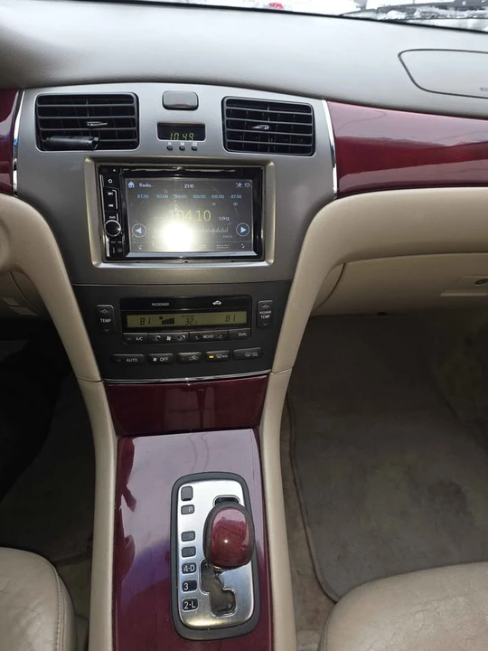 2002 Lexus ES 4th Gen - Image 10 of 12