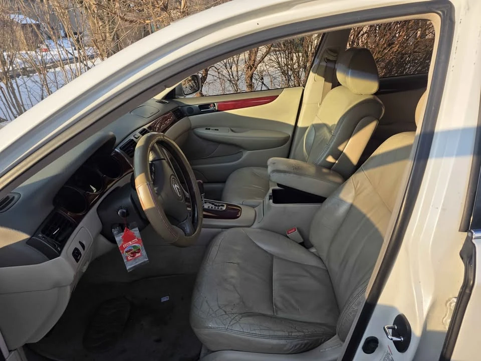 2002 Lexus ES 4th Gen - Image 12 of 12