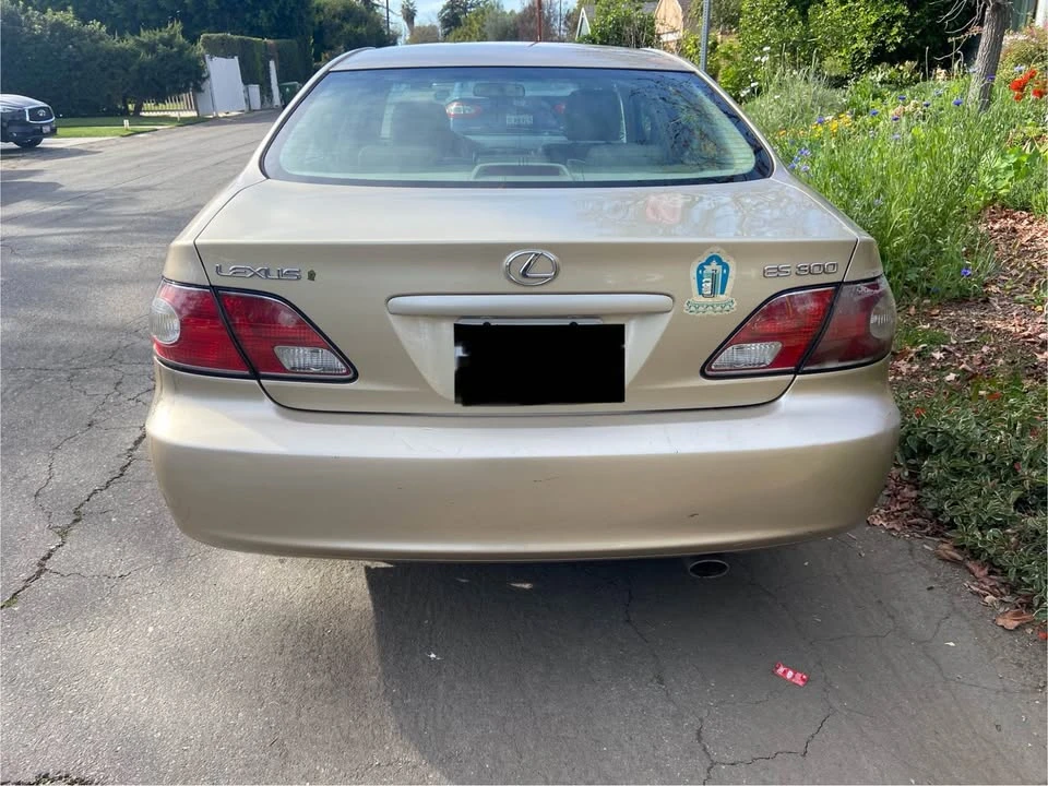 2002 Lexus ES 3rd Gen - Image 2 of 6