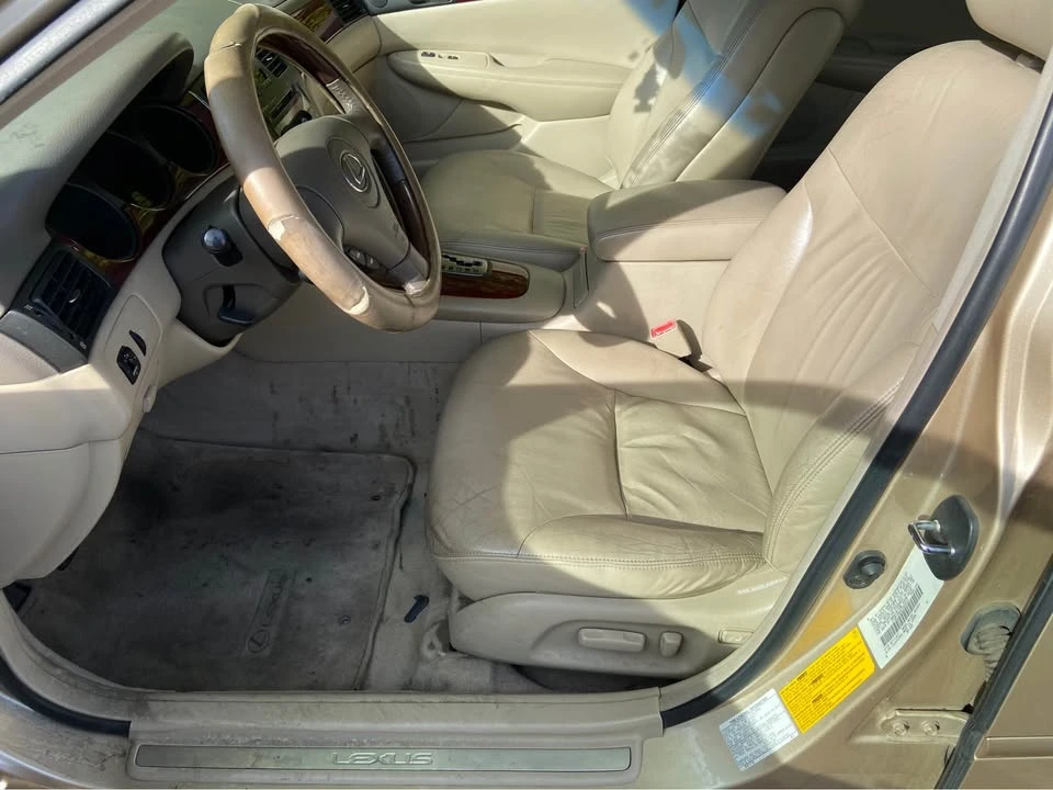 2002 Lexus ES 3rd Gen - Image 5 of 6