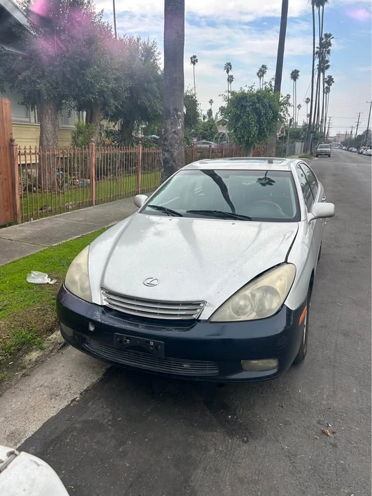 2002 Lexus ES 3rd Gen - Image 2 of 7