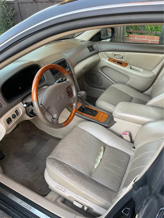 2002 Lexus ES 4th Gen - Image 7 of 13