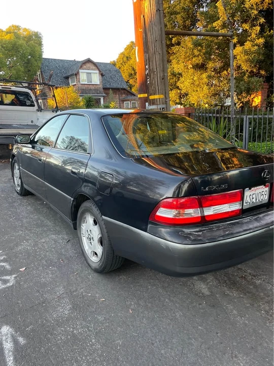 2002 Lexus ES 4th Gen - Image 4 of 13