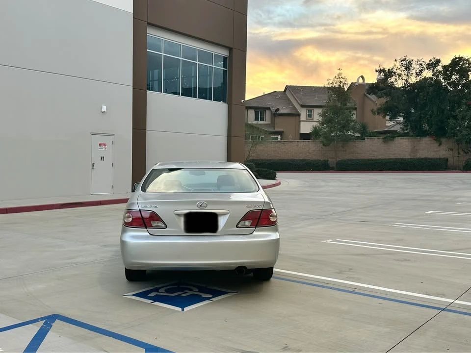2002 Lexus ES 3rd Gen - Image 7 of 12