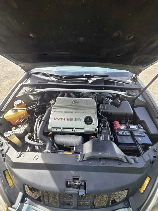 2002 Lexus ES 4th Gen - Image 2 of 20