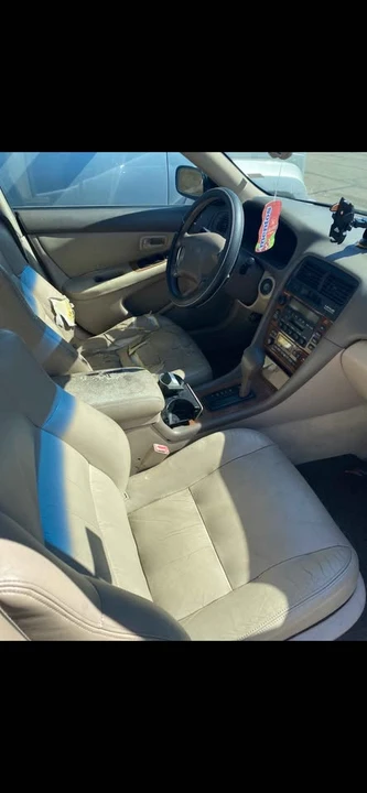 2002 Lexus ES 4th Gen - Image 2 of 2