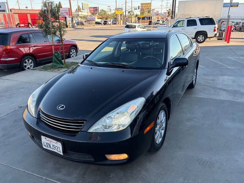 2002 Lexus ES 3rd Gen - Image 4 of 14