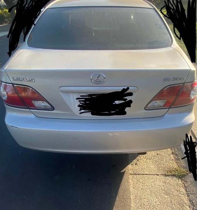 2002 Lexus ES 4th Gen - Image 3 of 9