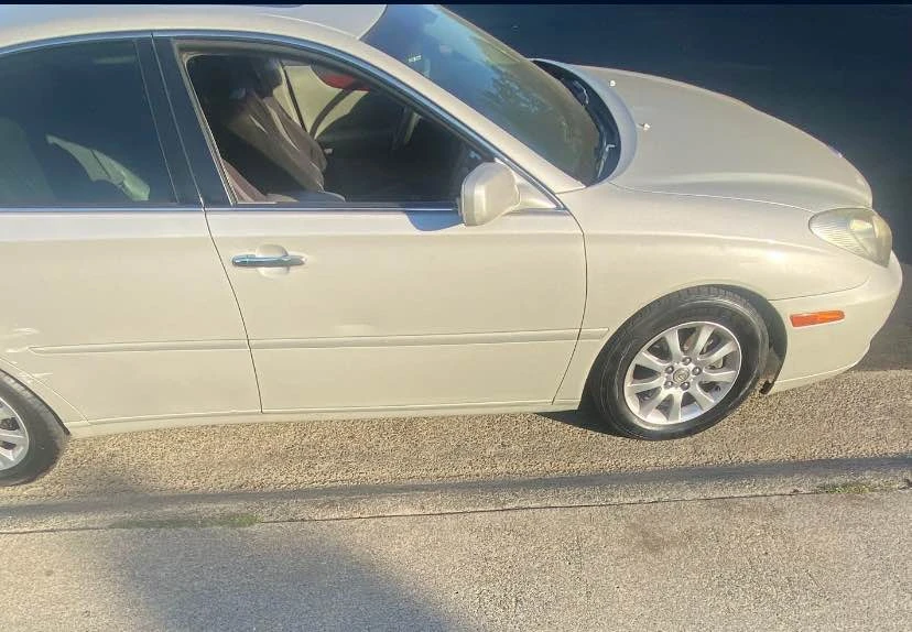 2002 Lexus ES 4th Gen - Image 2 of 9
