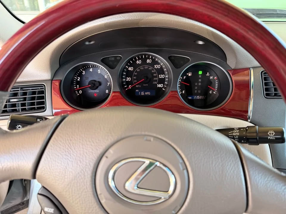 2002 Lexus ES 4th Gen - Image 6 of 10