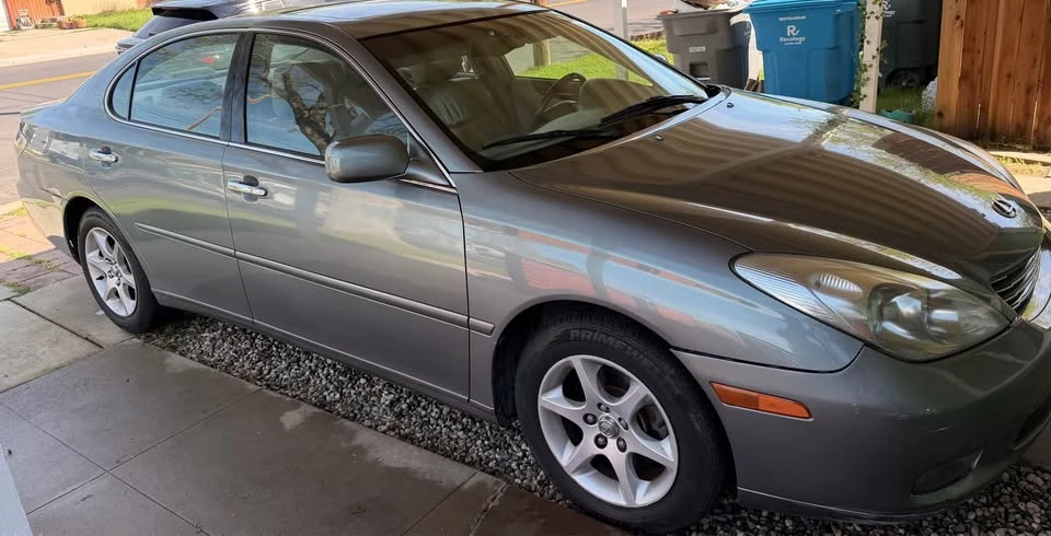 2002 Lexus ES 4th Gen - Image 3 of 10