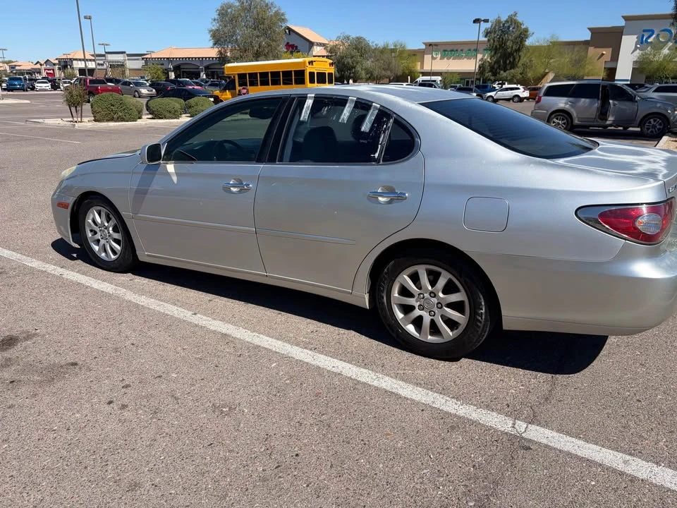 2002 Lexus ES 4th Gen - Image 5 of 8