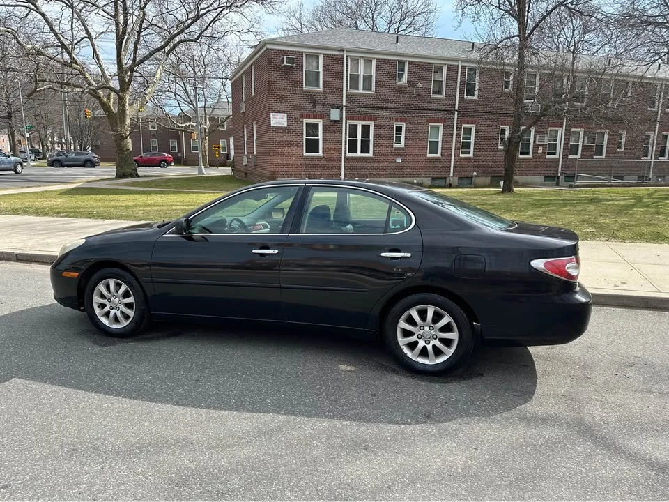 2002 Lexus ES 4th Gen - Image 2 of 6