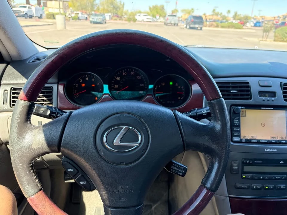 2002 Lexus ES 4th Gen - Image 8 of 8