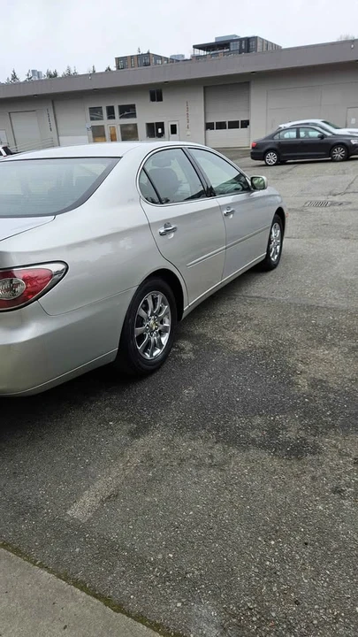2002 Lexus ES 4th Gen - Image 2 of 4