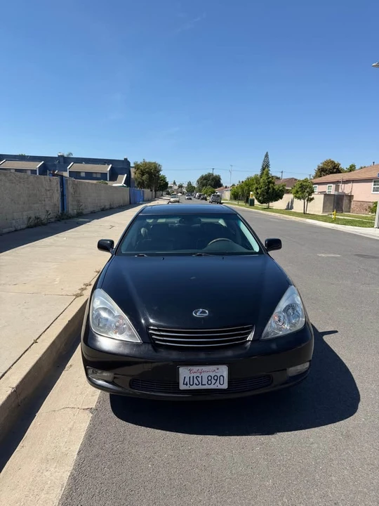 2002 Lexus ES 4th Gen - Image 2 of 9