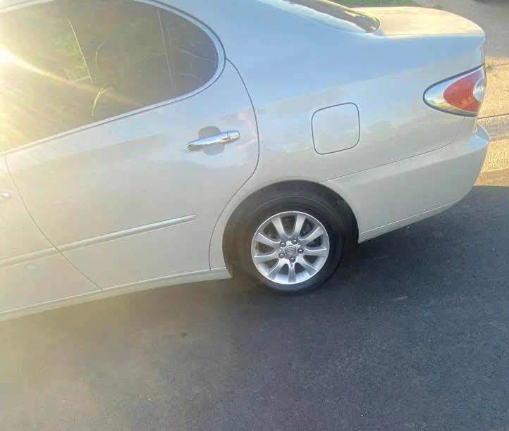 2002 Lexus ES 4th Gen - Image 5 of 9