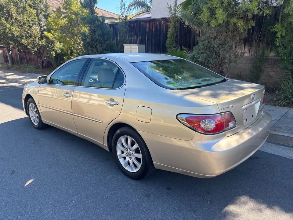 2002 Lexus ES 4th Gen - Image 4 of 8