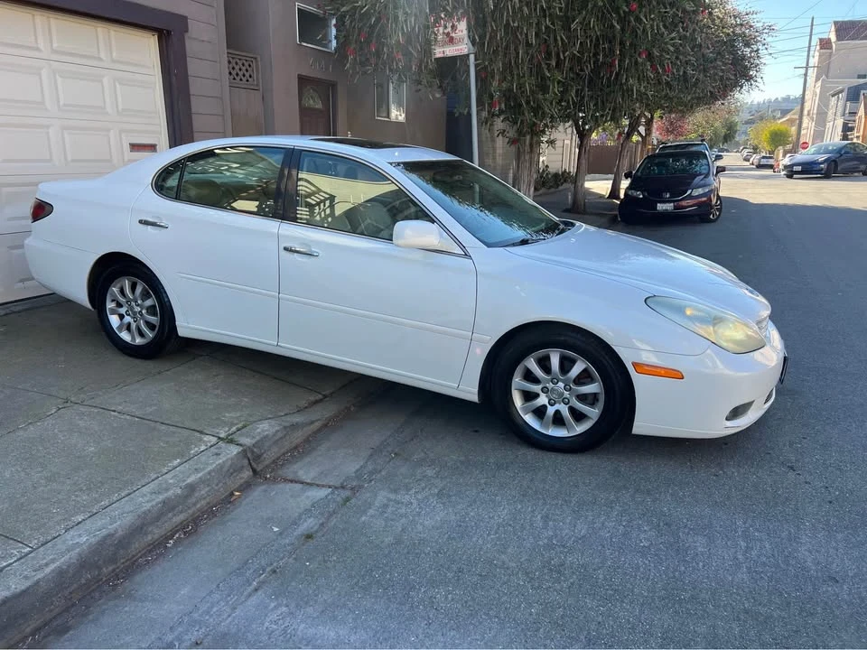 2002 Lexus ES 4th Gen - Image 5 of 18
