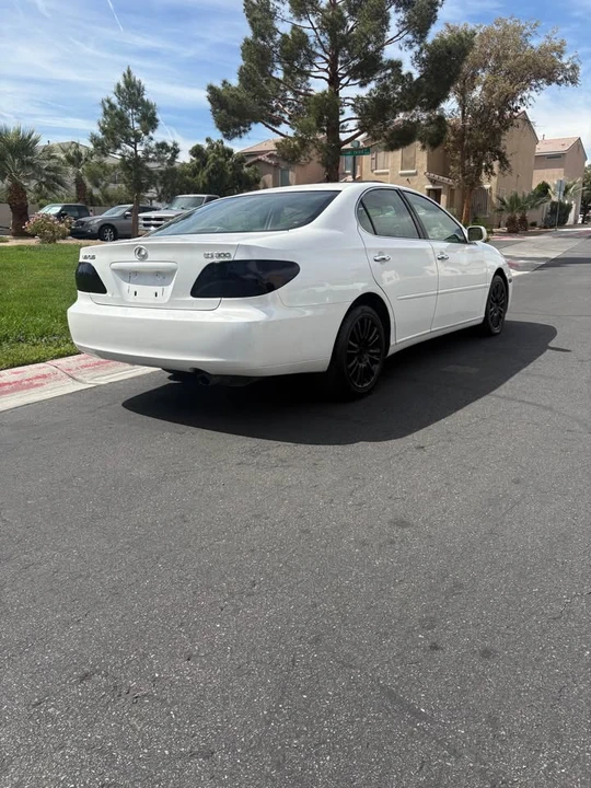 2002 Lexus ES 4th Gen - Image 6 of 14
