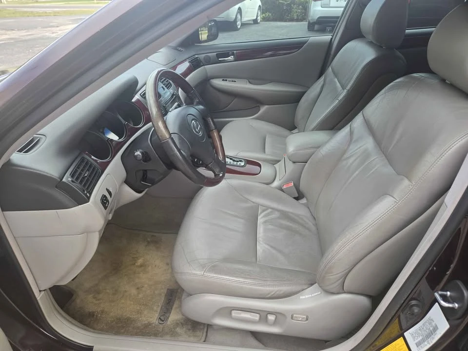 2002 Lexus ES 4th Gen - Image 3 of 10