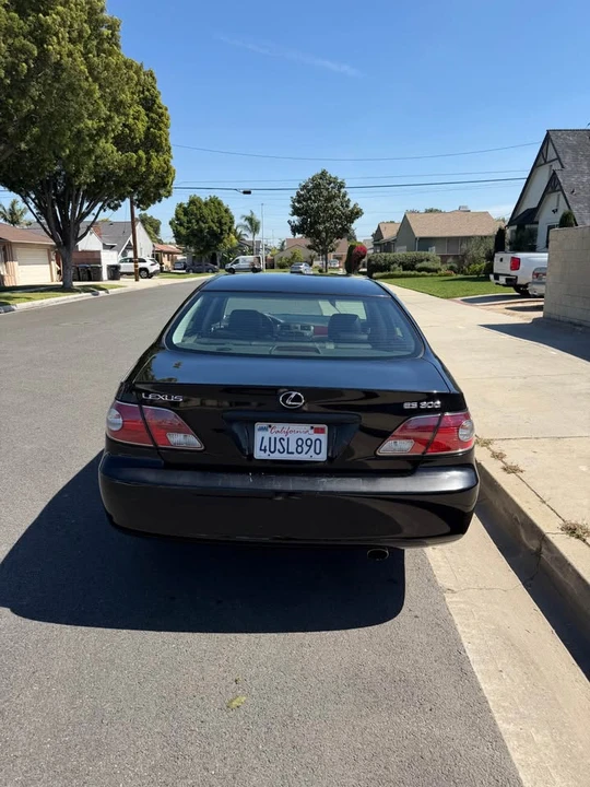 2002 Lexus ES 4th Gen - Image 5 of 9