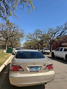 2002 Lexus ES 300 Sedan