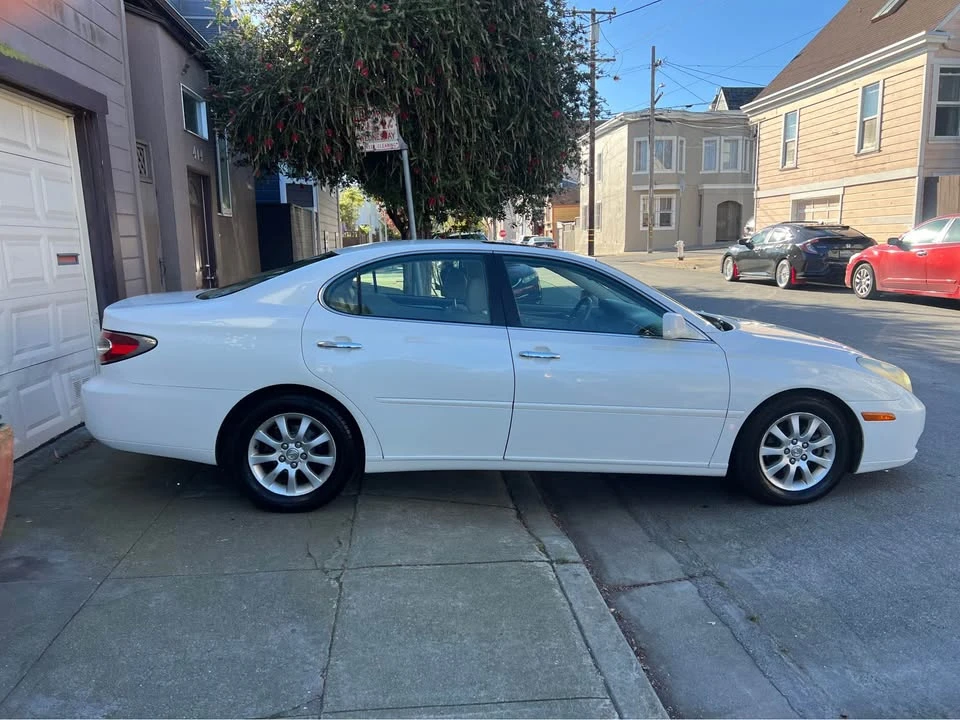 2002 Lexus ES 4th Gen - Image 6 of 18