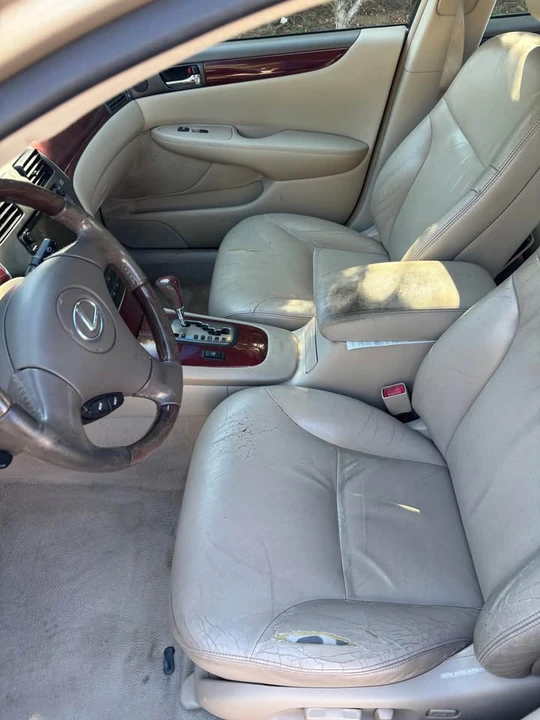 2002 Lexus ES 4th Gen - Image 7 of 8