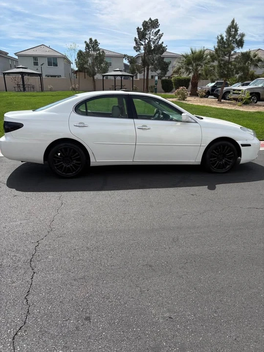 2002 Lexus ES 4th Gen - Image 6 of 15