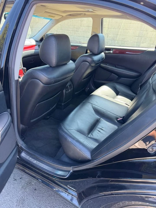 2002 Lexus ES 4th Gen - Image 8 of 9