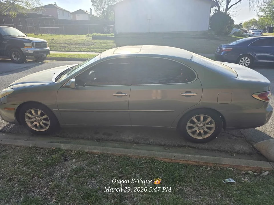 2002 Lexus ES 4th Gen - Image 2 of 5