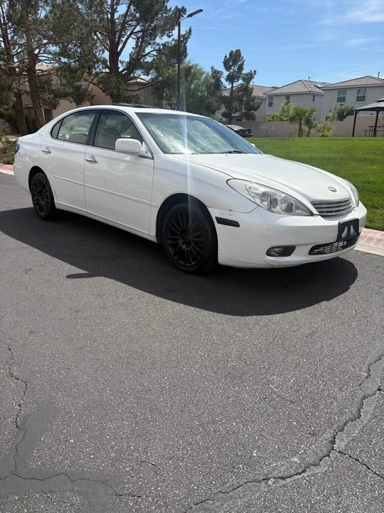 2002 Lexus ES 4th Gen - Image 4 of 15