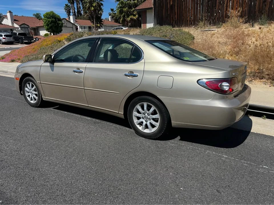 2002 Lexus ES 4th Gen - Image 4 of 6