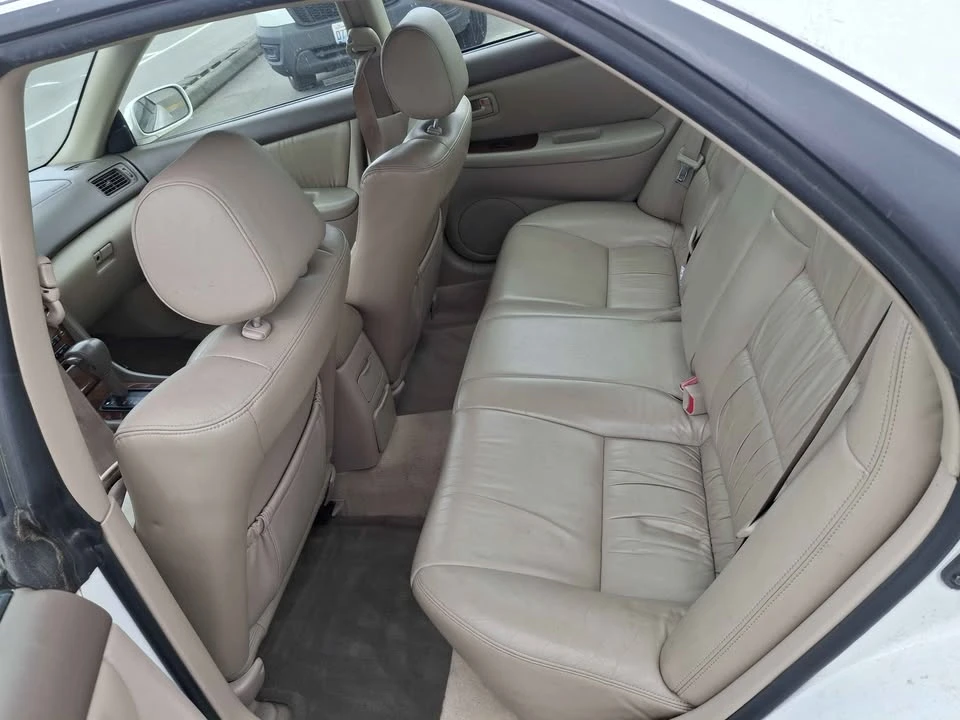 2002 Lexus ES 4th Gen - Image 7 of 7