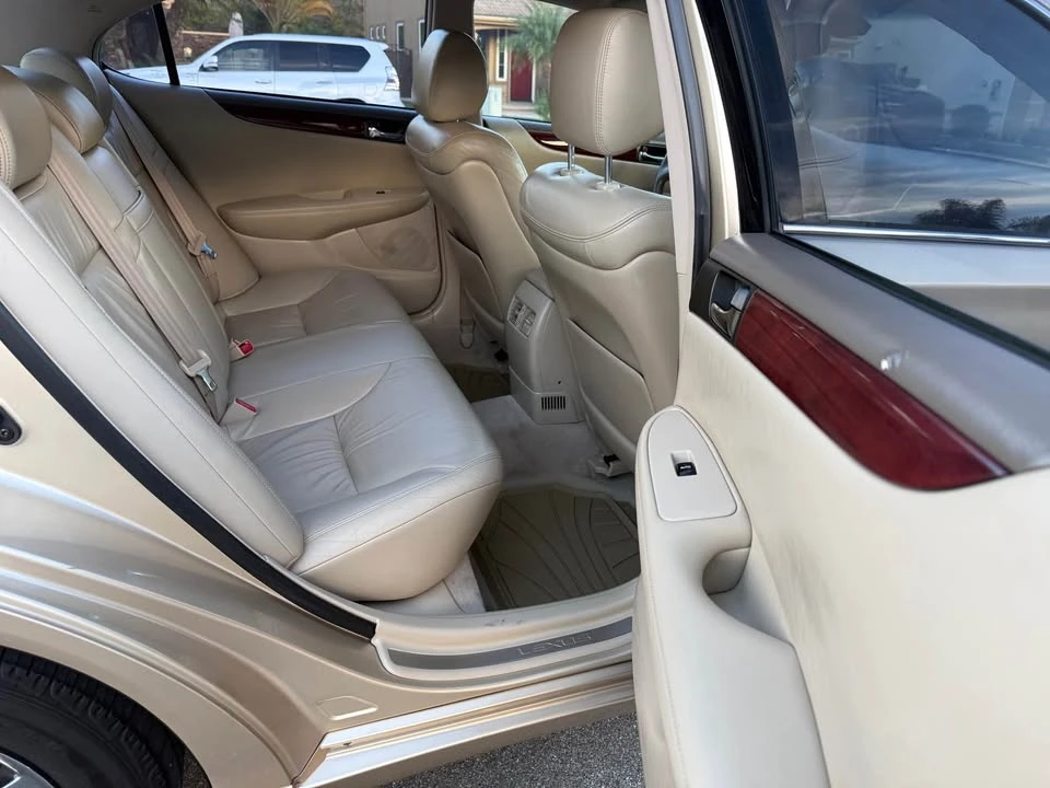 2002 Lexus ES 4th Gen - Image 8 of 17