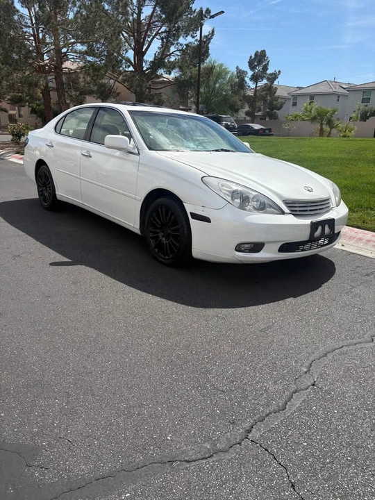 2002 Lexus ES 4th Gen - Image 3 of 14