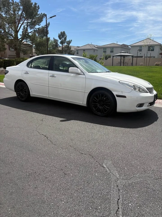 2002 Lexus ES 4th Gen - Image 5 of 15