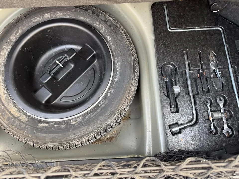 2002 Lexus ES 4th Gen - Image 16 of 16